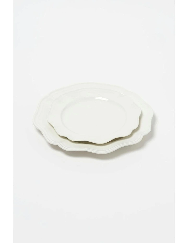 Les Classiques White Porcelain Dinner Plates Set of 4 image 4