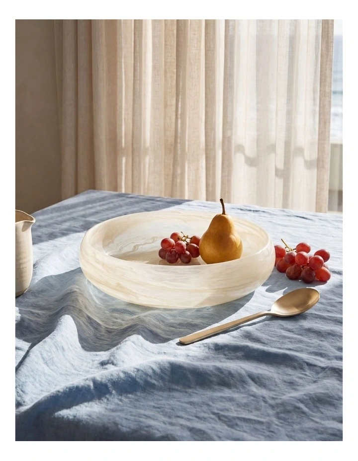 Cadence & Co. Chianti Resin Shallow Serving Bowl 29x29x7cm in Vanilla image 1