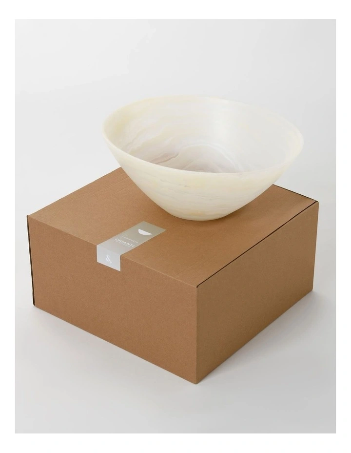 Cadence & Co. Chianti Resin Deep Serving Bowl 35x31x14cm in Vanilla image 5