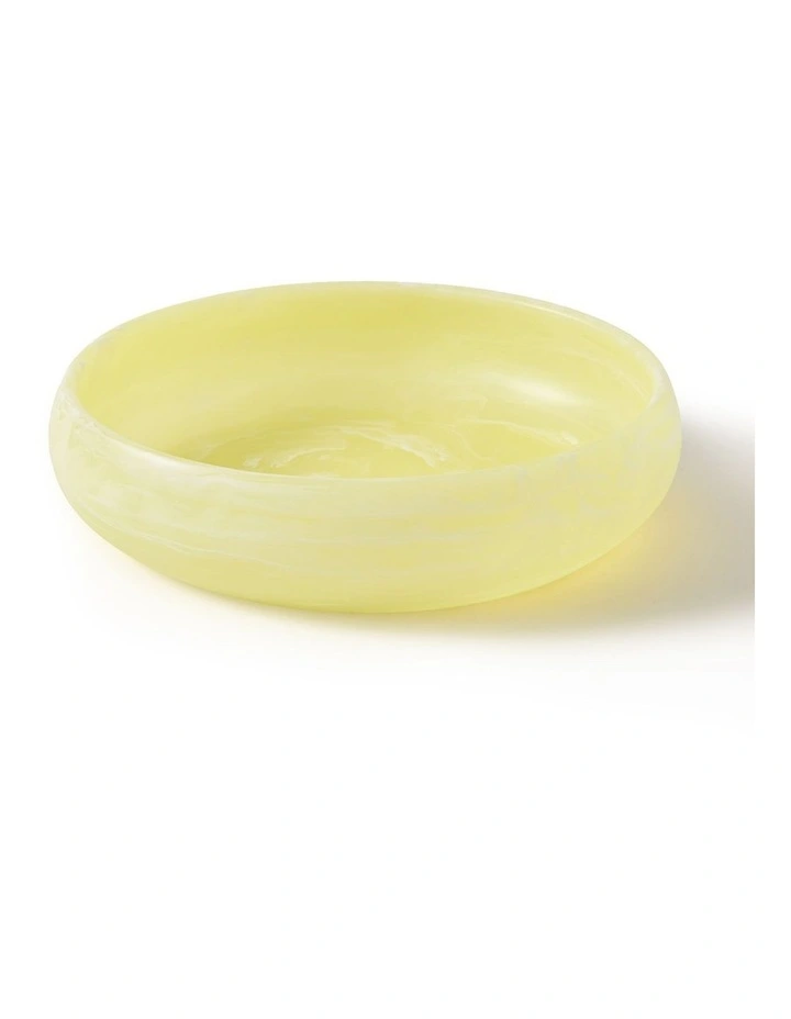 Cadence & Co. Chianti Resin Shallow Serving Bowl 29x29x7cm in Lemon image 2