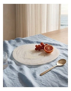 Cadence & Co. Chianti Resin Round Serving Platter 38x36cm in Vanilla