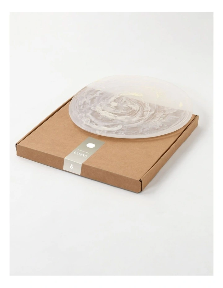 Cadence & Co. Chianti Resin Round Serving Platter 38x36cm in Vanilla image 5