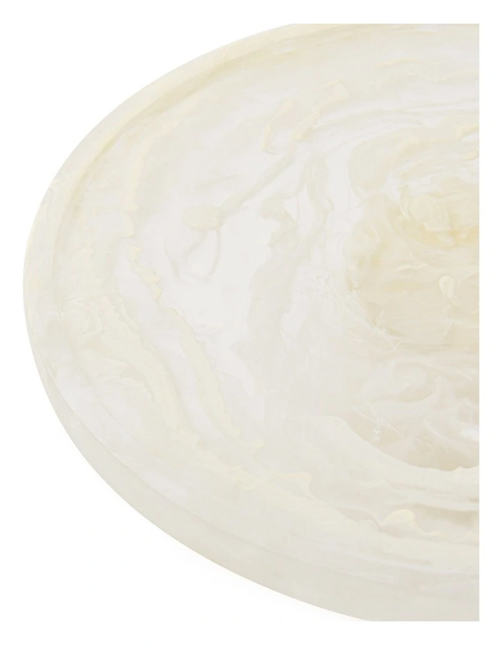 Cadence & Co. Chianti Resin Cake Stand 28x28x11cm in Vanilla image 6