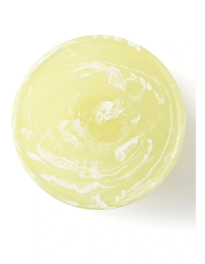 Cadence & Co. Chianti Resin Cake Stand 28x28x11cm in Lemon image 3