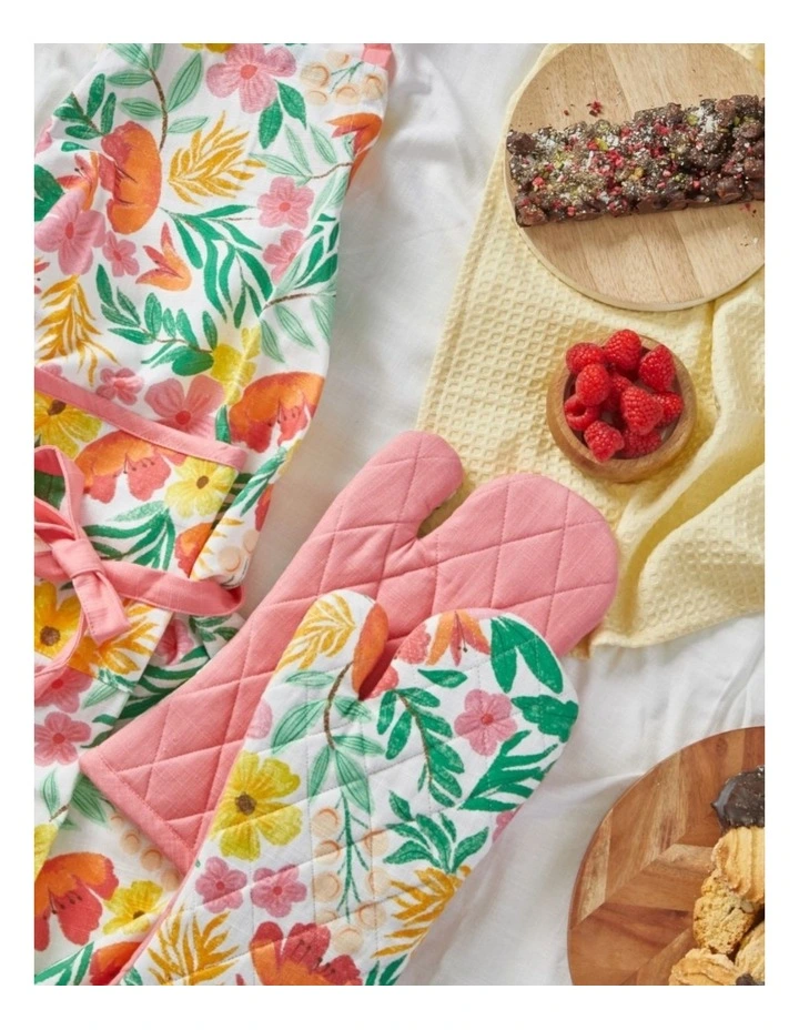 Fleur Darling Oven Mitt and Tea Towel Kitchen Pack image 6