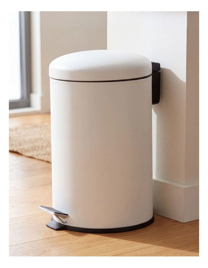 12L Pedal Bin with Stainless Steel and Plastic Construction image 5