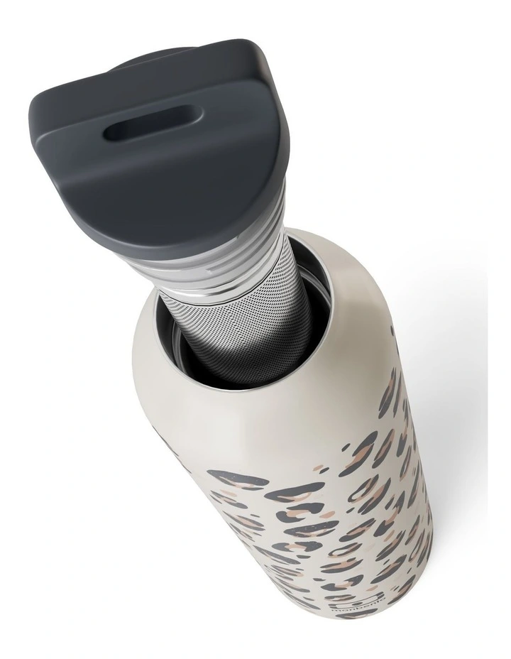 Monbento MB Steel Insulated Bottle - Graphic Leopard image 3