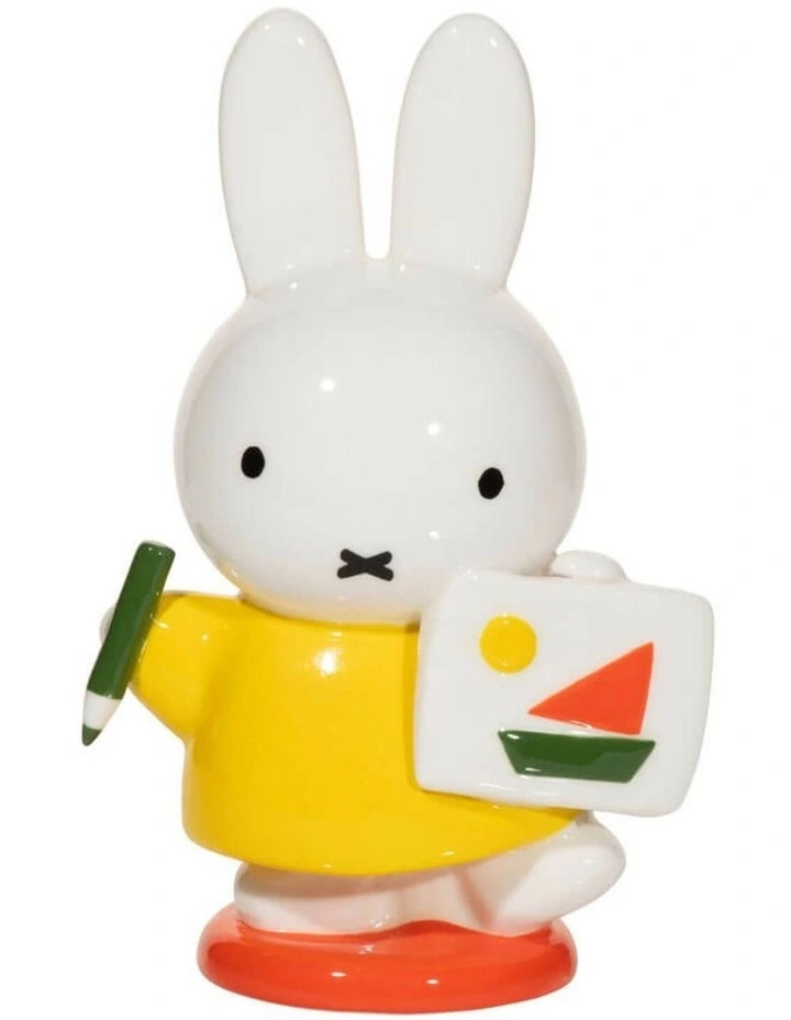 Art Class Figurine in Multi image 1