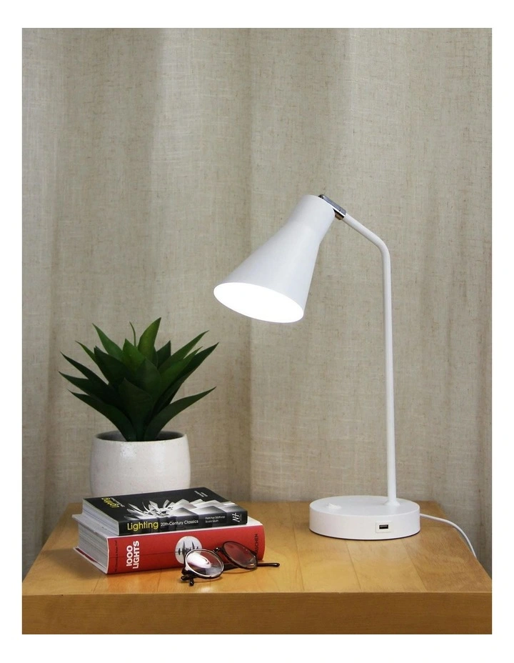 Thor Desk Lamp With Usb in White image 2