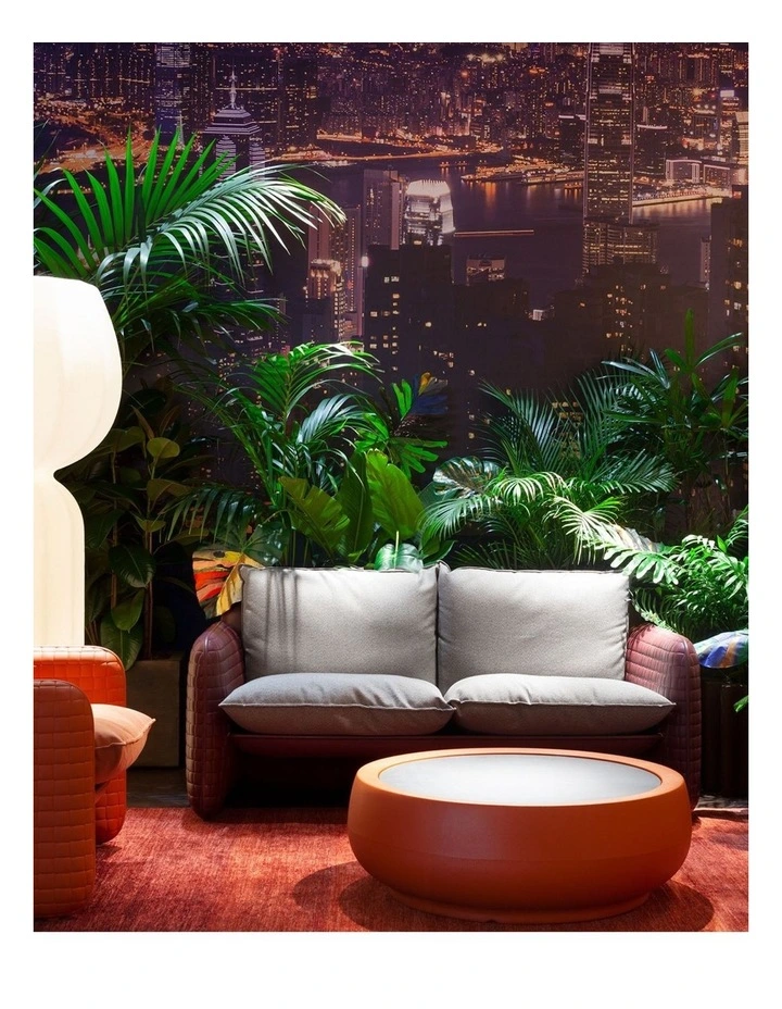 Mara Leather Sofa in Mahogany image 7