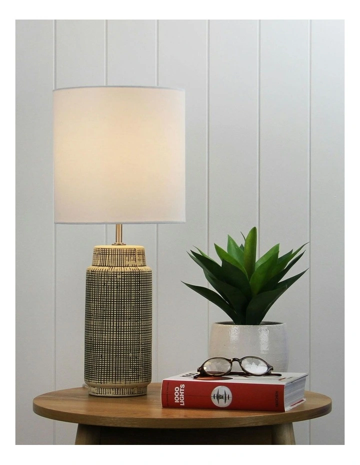 Zamora Ceramic Table Lamp in Cream image 2