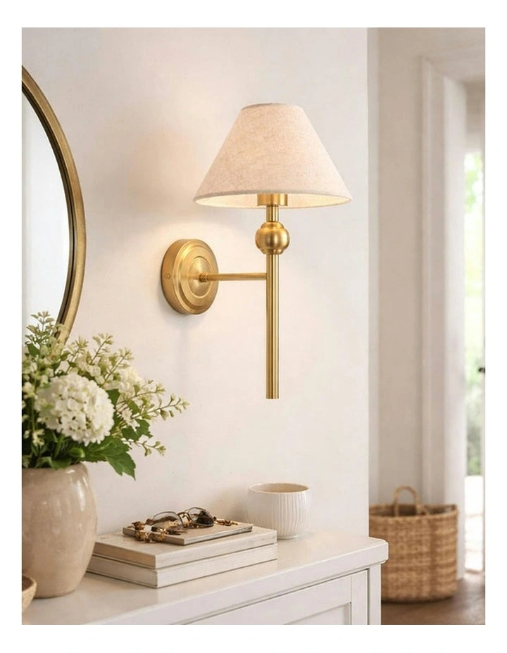 Violet Wall Light in Gold image 6