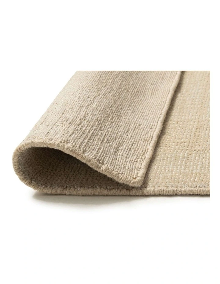 Plymouth Distressed Rug in Cream image 5
