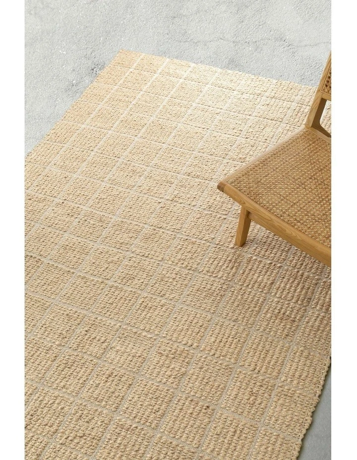 Fortaleza Natural Sand Rug in Beige image 3