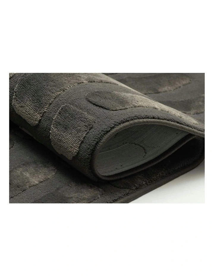 Oujda Textured Rug in Charcoal image 4