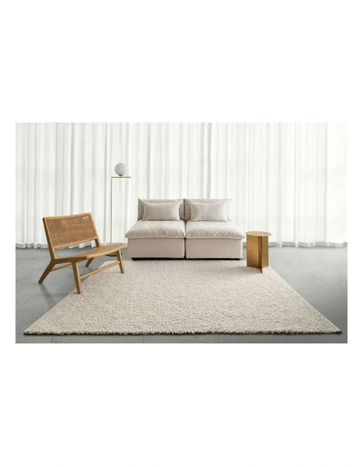 Baltimore Washable Hand Woven Rug in Cream image 2