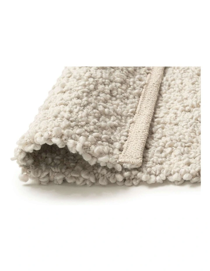 Baltimore Washable Hand Woven Rug in Cream image 5