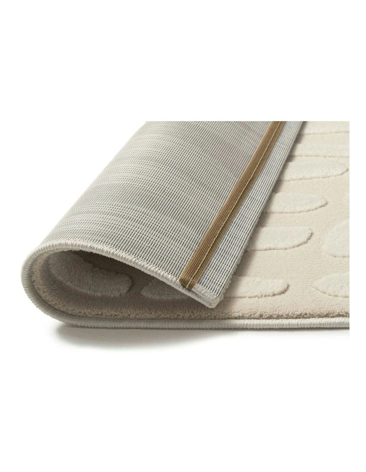 Ifrane Textured Rug in Cream image 4