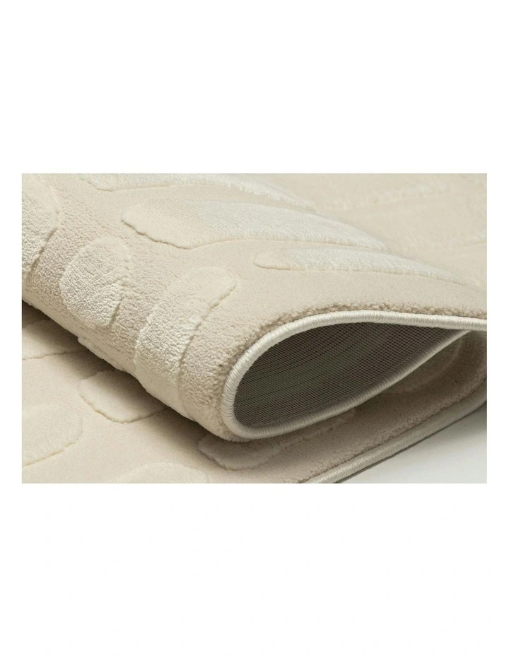 Ifrane Textured Rug in Cream image 5