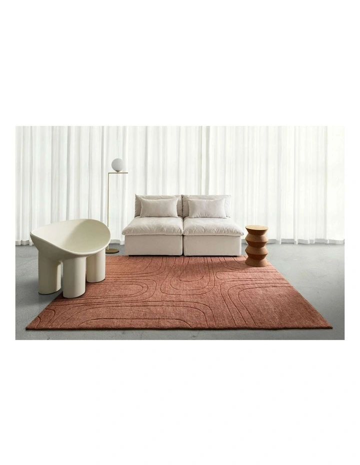 Tiburtino Plush Wool Rug in Rust image 2