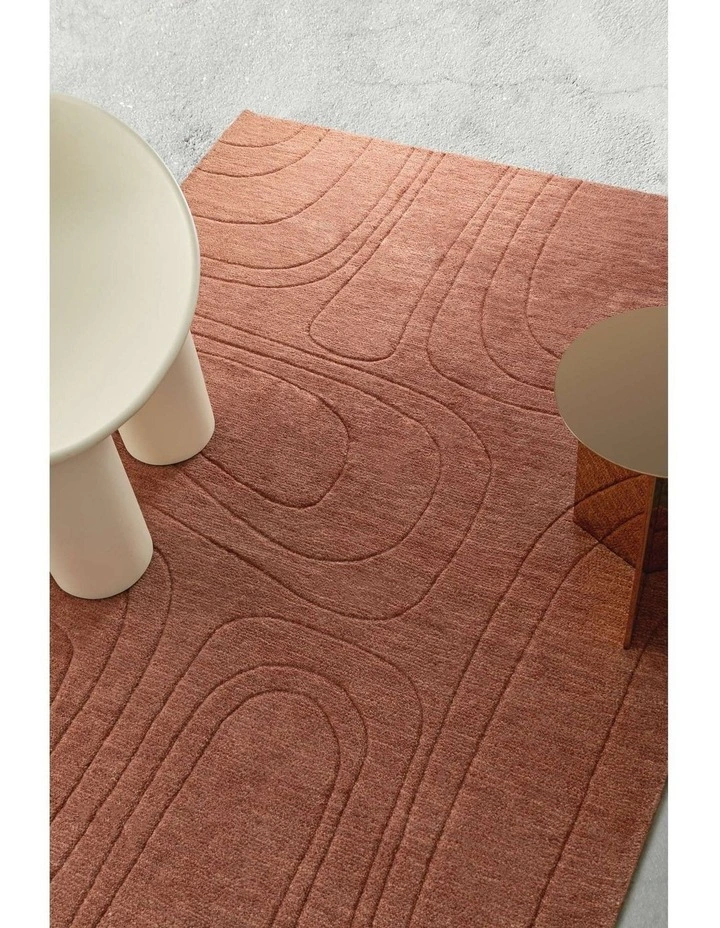Tiburtino Plush Wool Rug in Rust image 3
