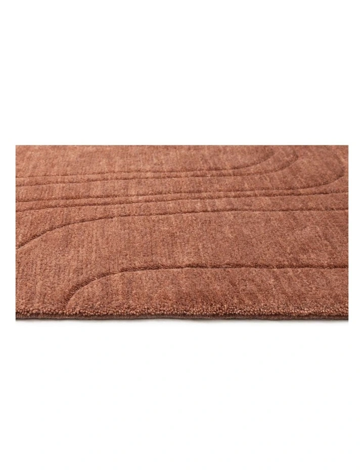 Tiburtino Plush Wool Rug in Rust image 6