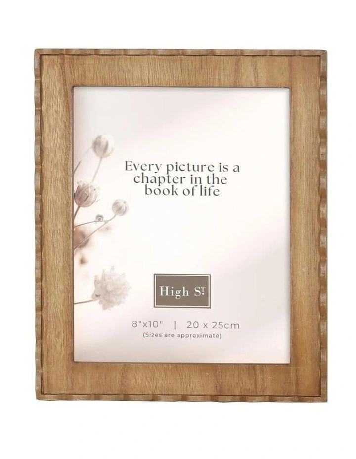 Willow & Silk Belle Scolloped 8x10 Photoframe 25x2x30cm image 1