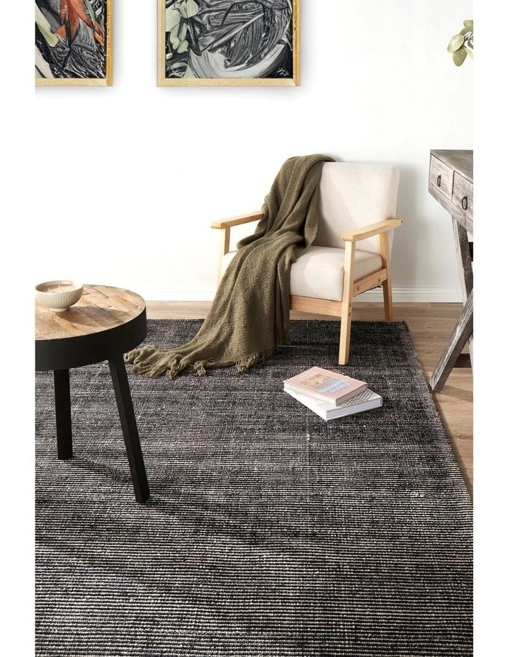 Allure Rug image 2