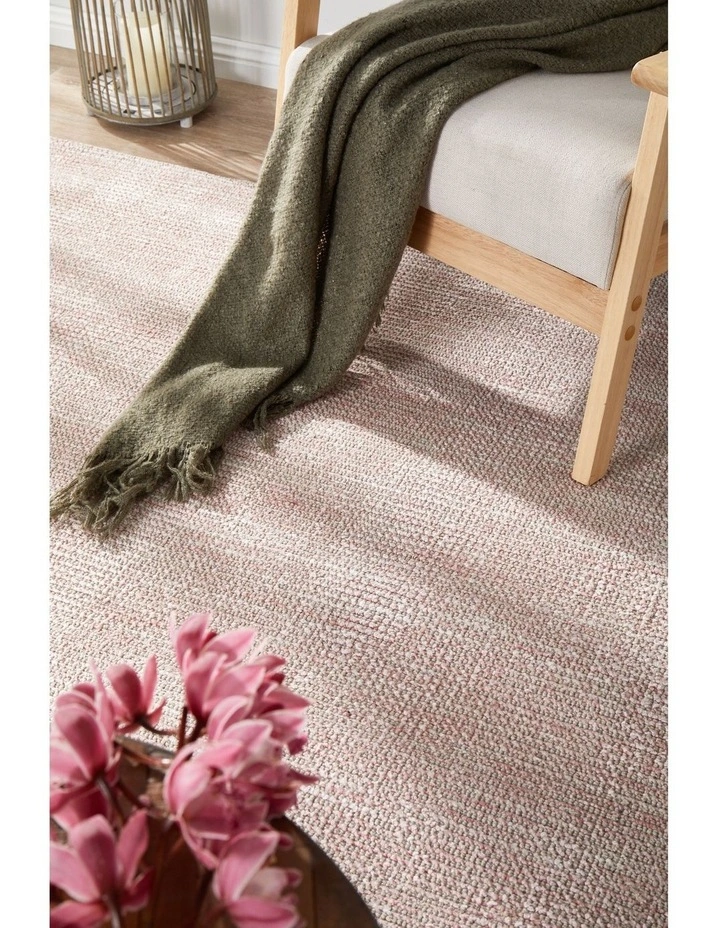 Allure Rug image 3