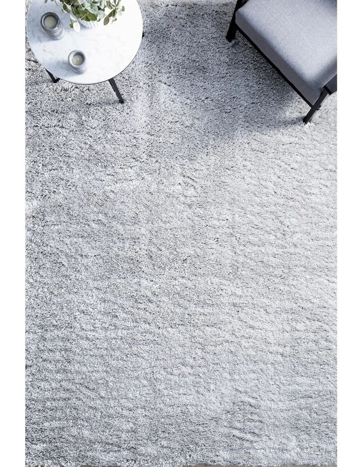 Angel Rug in Silver image 2