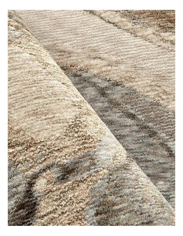 Aston Adell Rug in Multi image 7