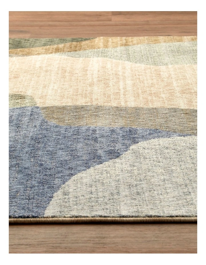 Aston Darla Rug in Multi image 3