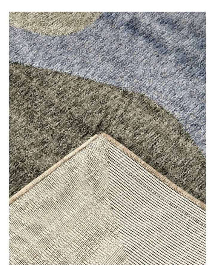 Aston Darla Rug in Multi image 6