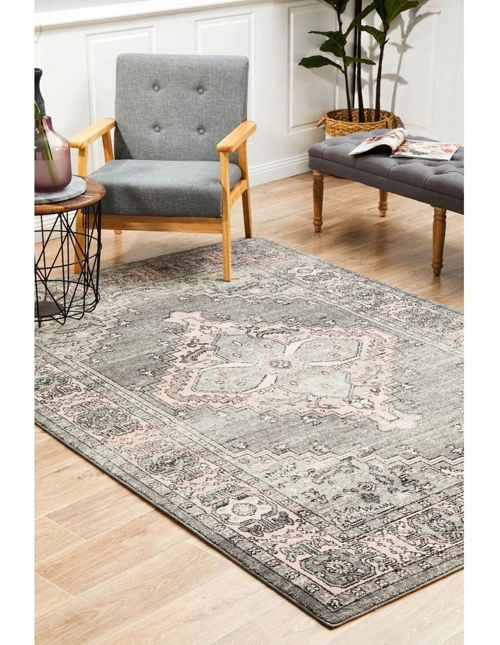 Avenue 703 Rug image 3