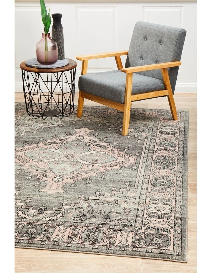Avenue 703 Rug image 4