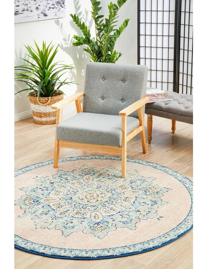 Avenue 706 Round Rug in Pink image 3