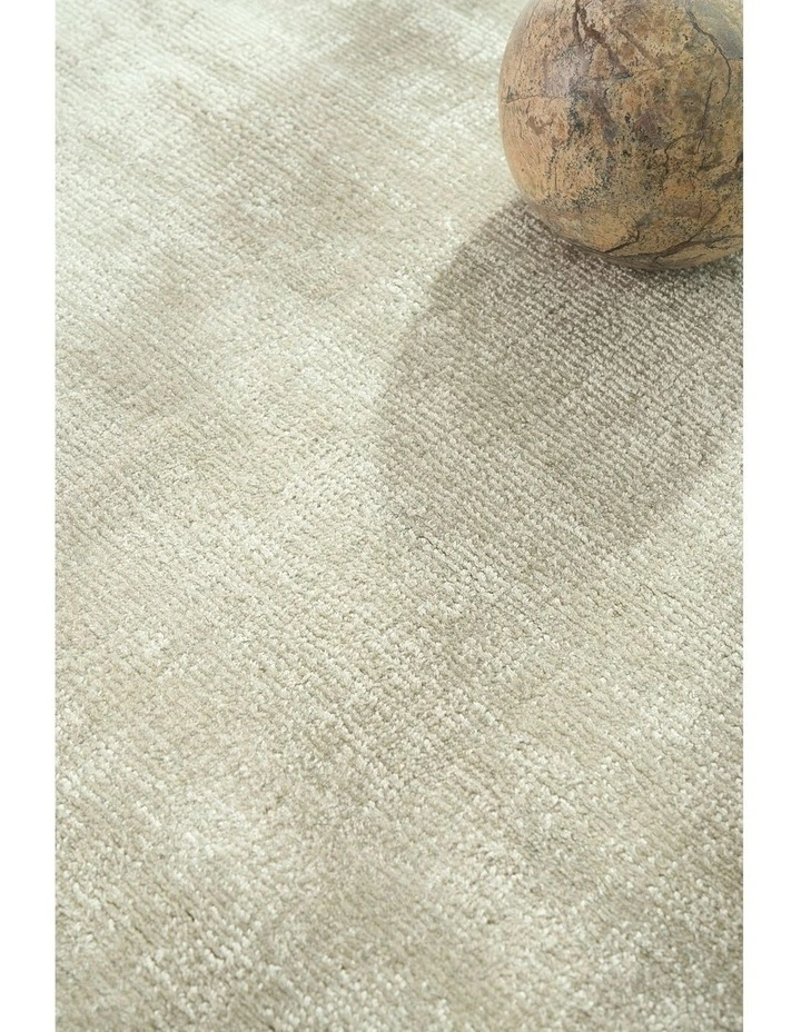 Bliss Rug in Silver image 4