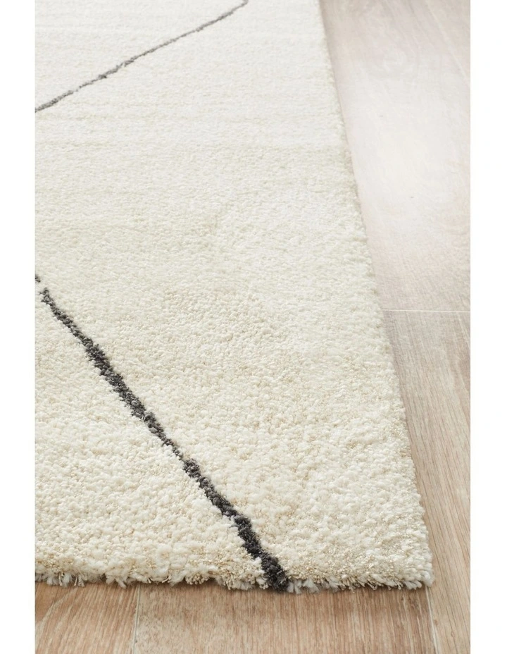Broadway Rug 931 in White image 4