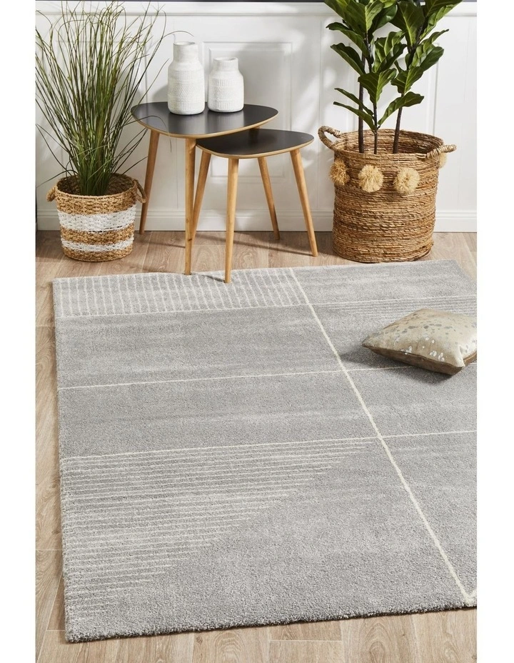 Broadway Rug 935 in Silver image 2