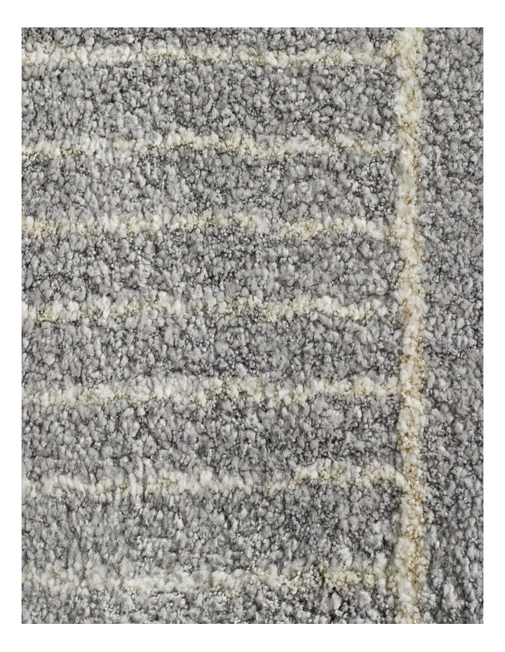 Broadway Rug 935 in Silver image 6