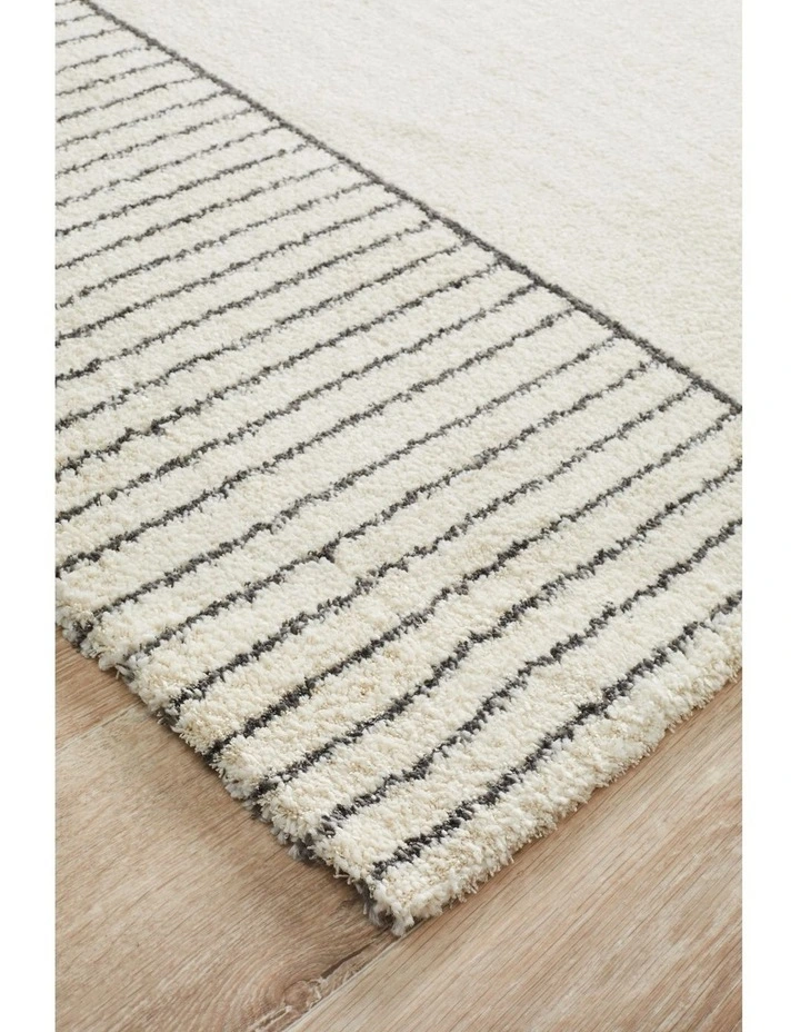 Broadway Rug 935 in White image 3
