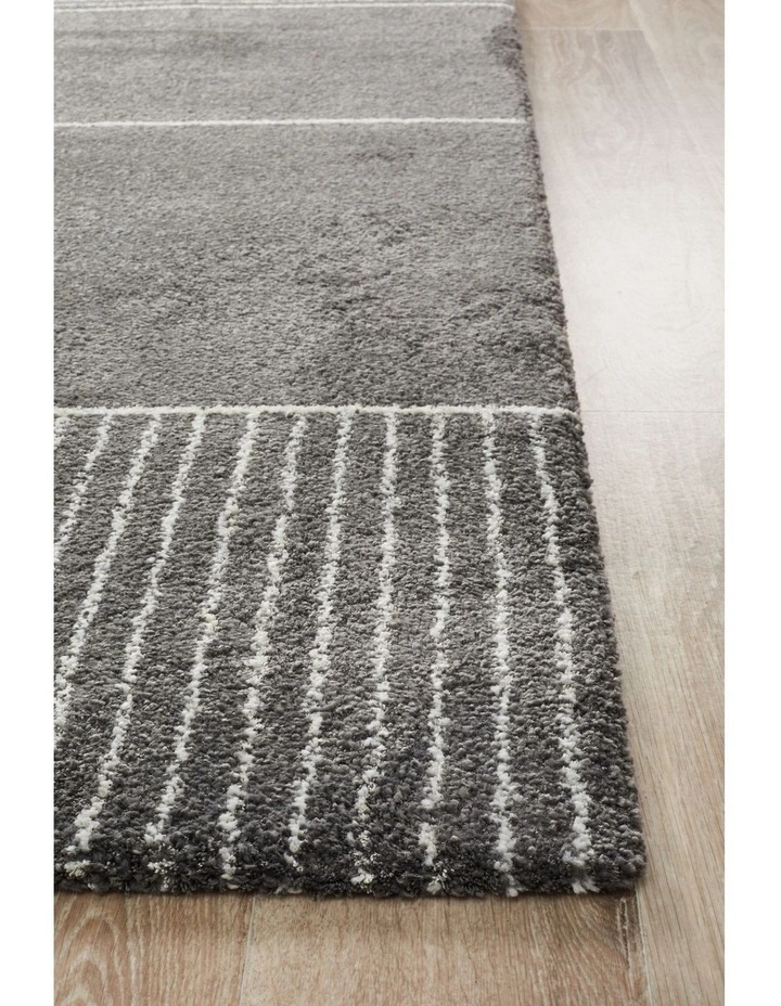 Broadway Rug 935 in Grey image 4