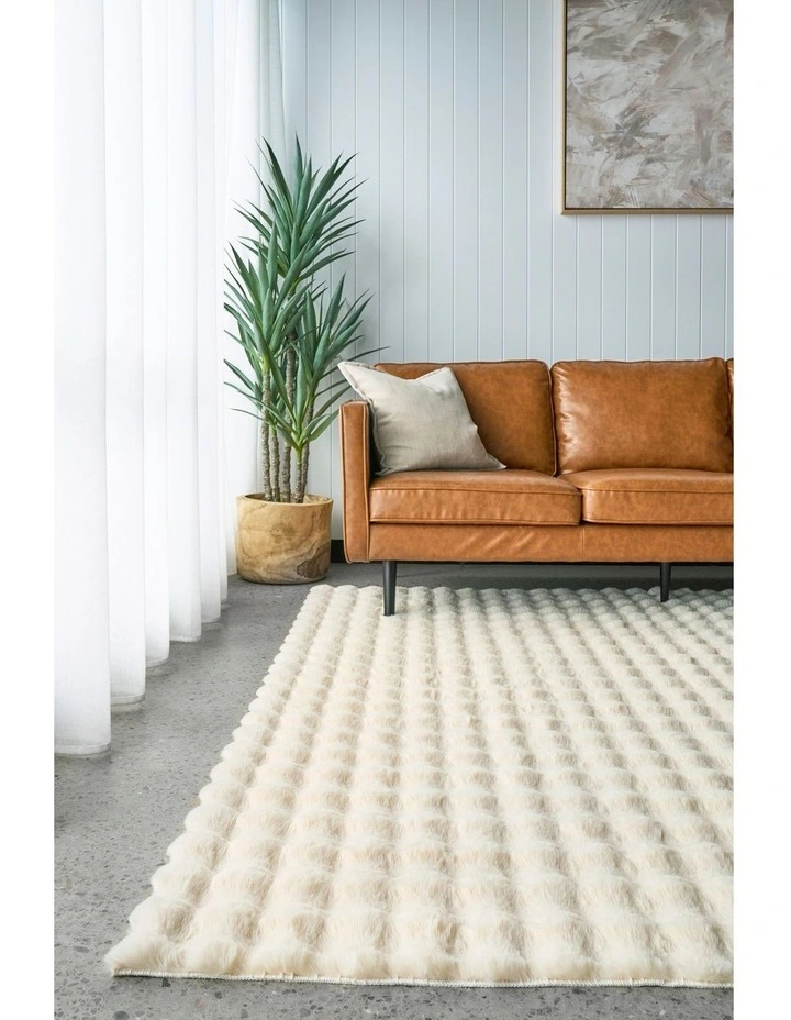 Bubble Washable Rug in Cream image 2