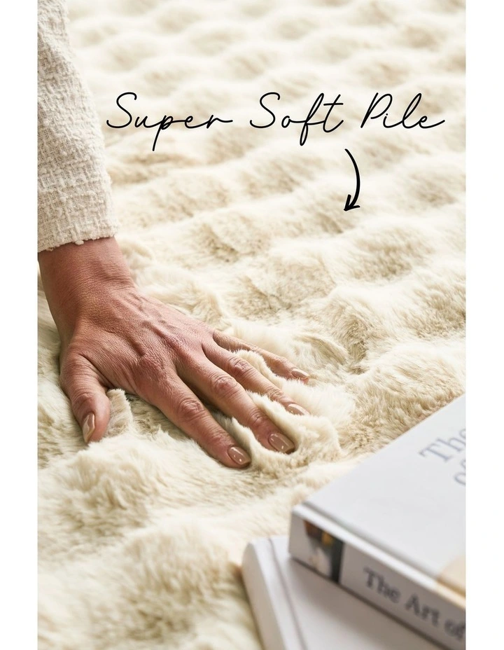 Bubble Washable Rug in Cream image 3