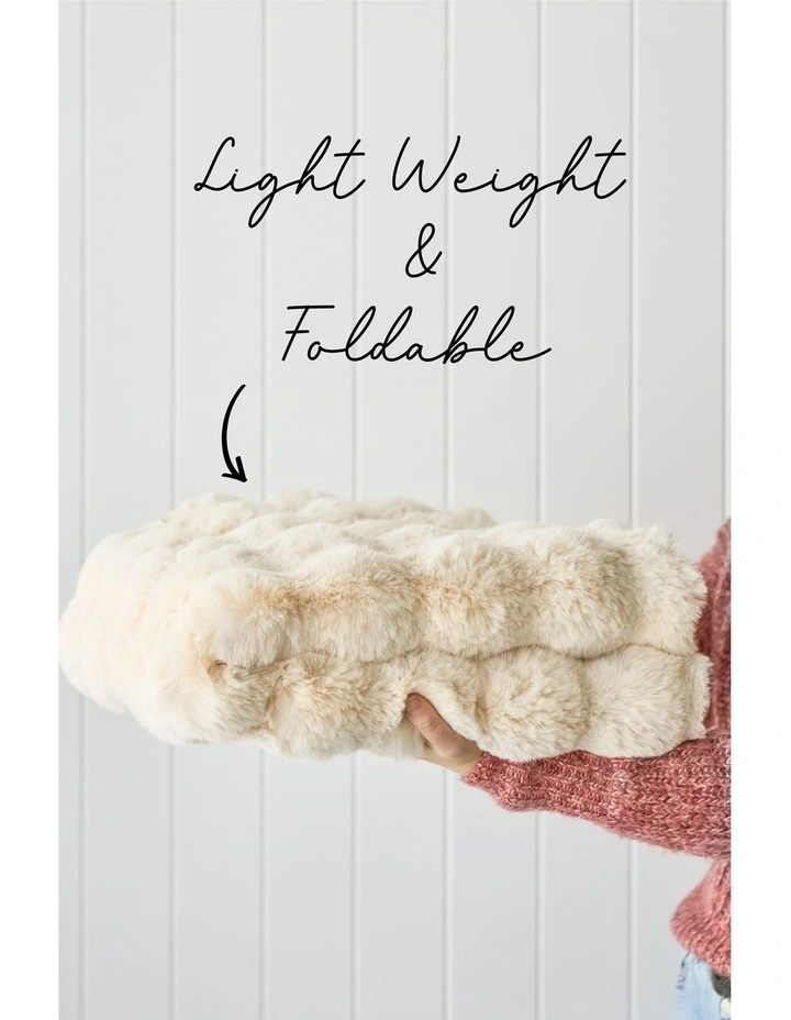 Bubble Washable Rug in Cream image 4