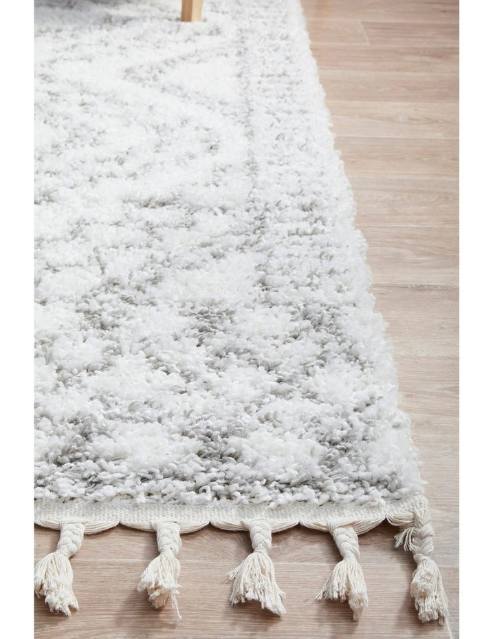 Casablanca Fez Rug in White image 4
