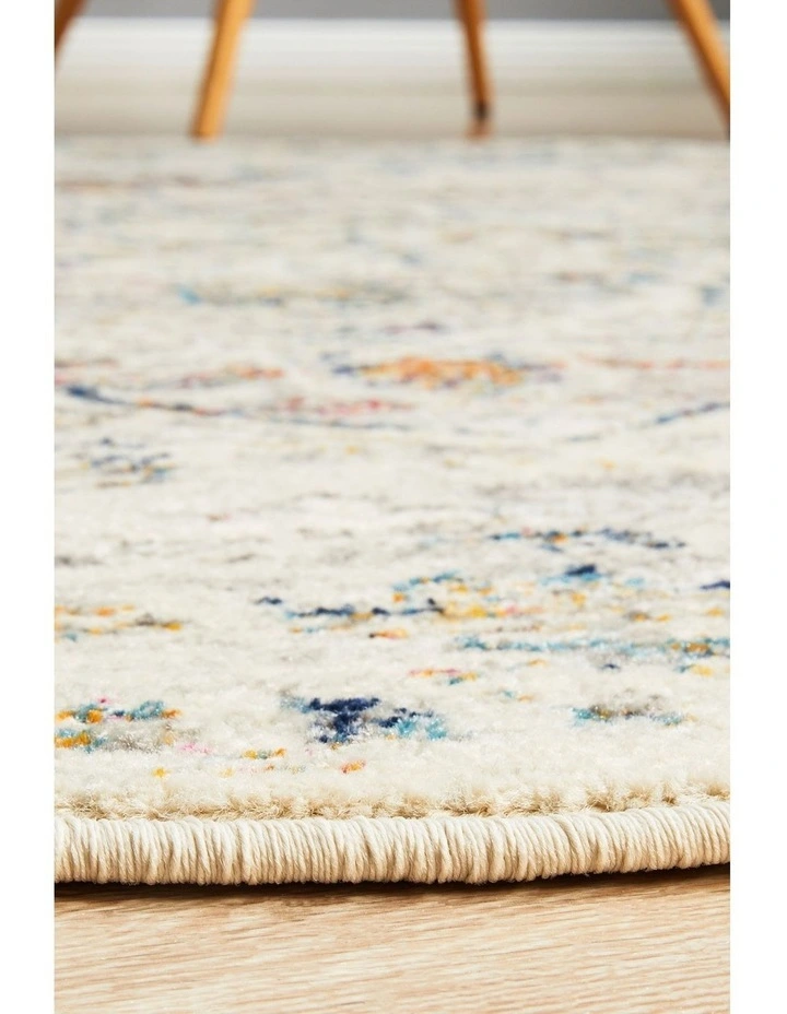Century Round Rug 911 in White image 7