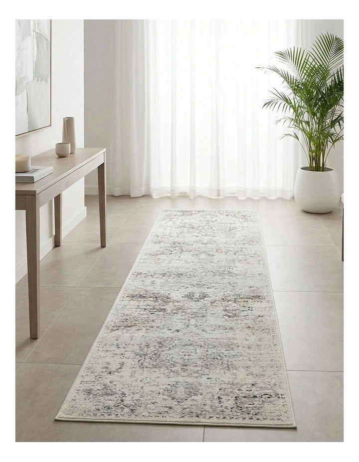 Century Runner Rug 911 in Multi image 4