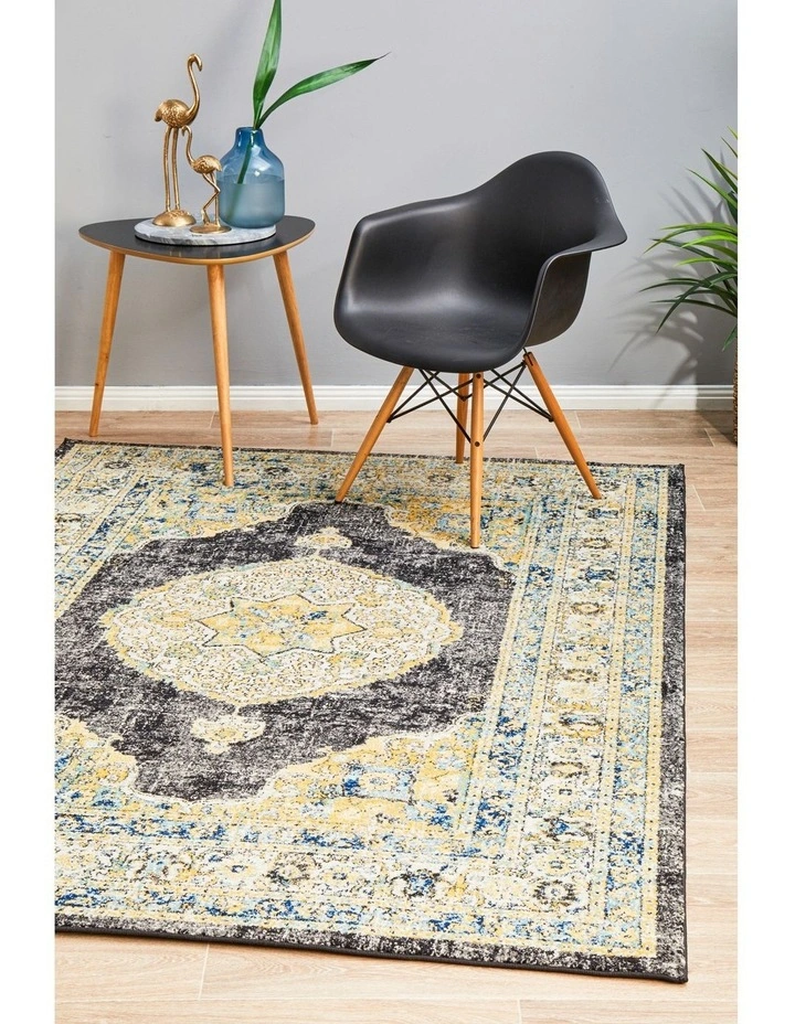 Century Rug 955 in Black image 3