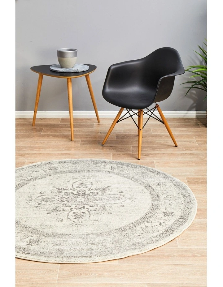 Century Round Rug 977 in Silver image 4